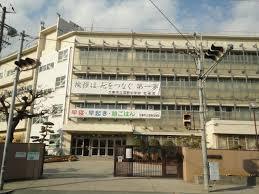 大東市深野５丁目の中古一戸建て(大東市立深野中学校)