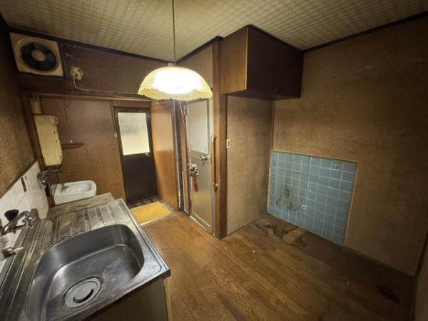 大東市深野５丁目の中古テラスハウス