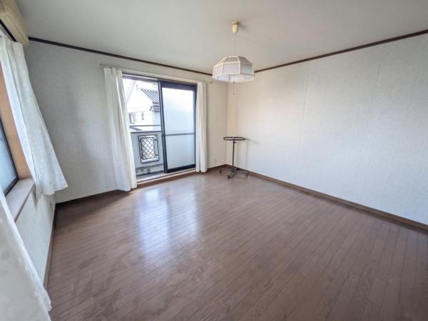 寝屋川市田井町の中古一戸建て