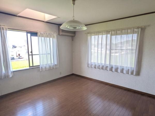寝屋川市田井町の中古一戸建て