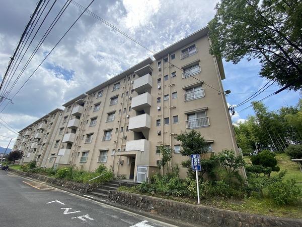 茄子作住宅第4号棟