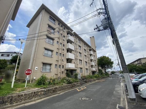 茄子作住宅第4号棟