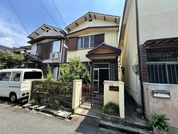 寝屋川市石津中町の中古一戸建て