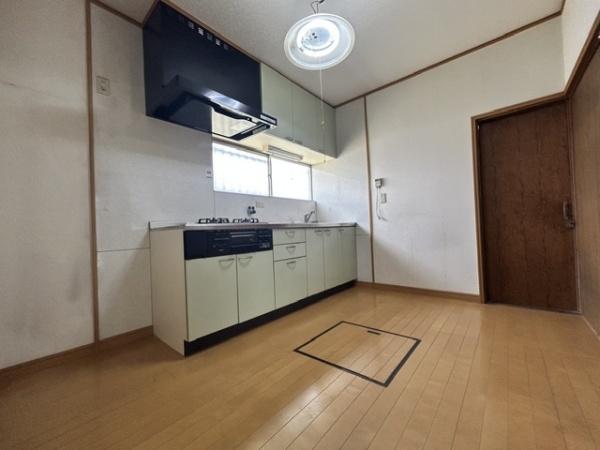 寝屋川市石津中町の中古一戸建