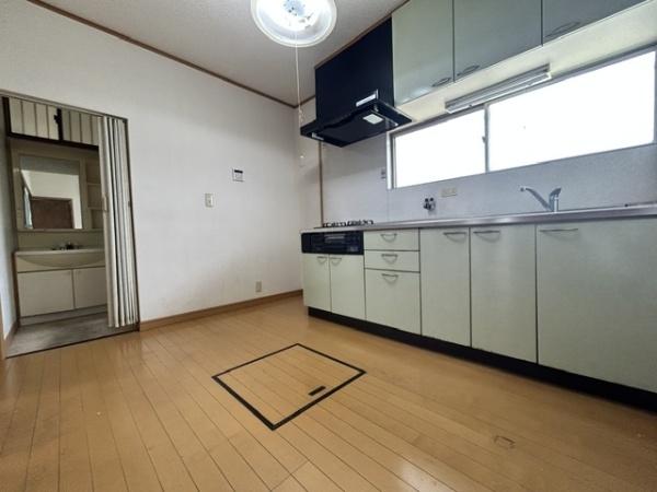 寝屋川市石津中町の中古一戸建