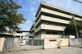 吹田市千里丘中の土地(吹田市立千里丘中学校)