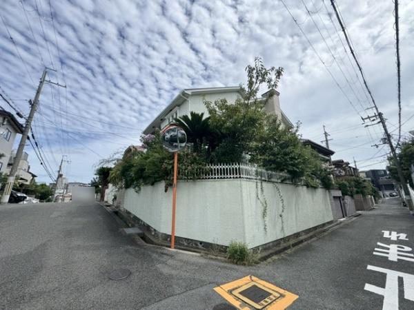 吹田市千里丘中の土地