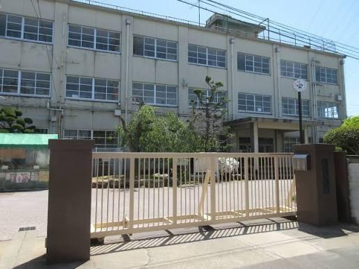 高槻市須賀町の土地(高槻市立大冠小学校)