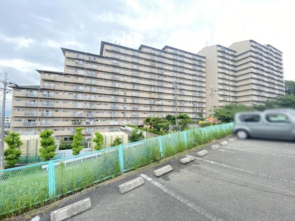 グリーンタウン香里ヶ丘B棟