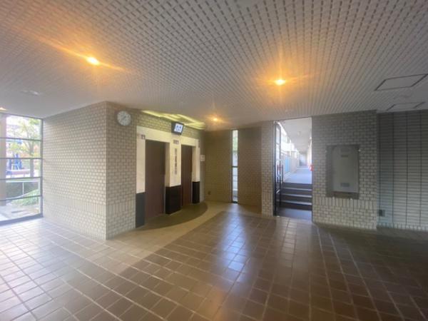 オークヒルズ香里四番館