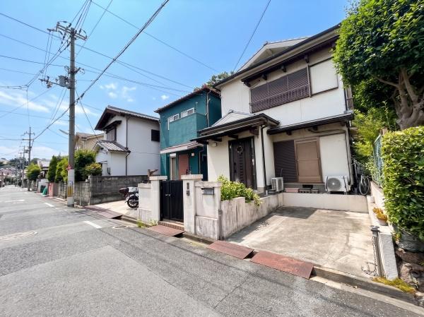 寝屋川市成田西町の中古一戸建て
