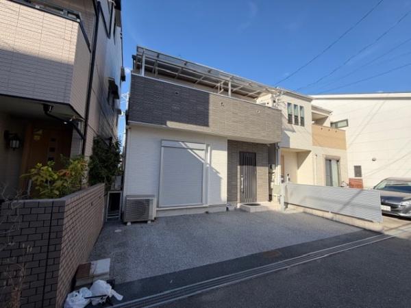 寝屋川市池田旭町の中古一戸建て