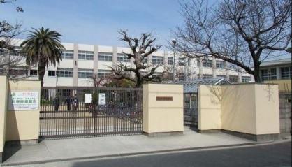 すみれ橋第二コーポ第三号棟(大阪市立菫中学校)