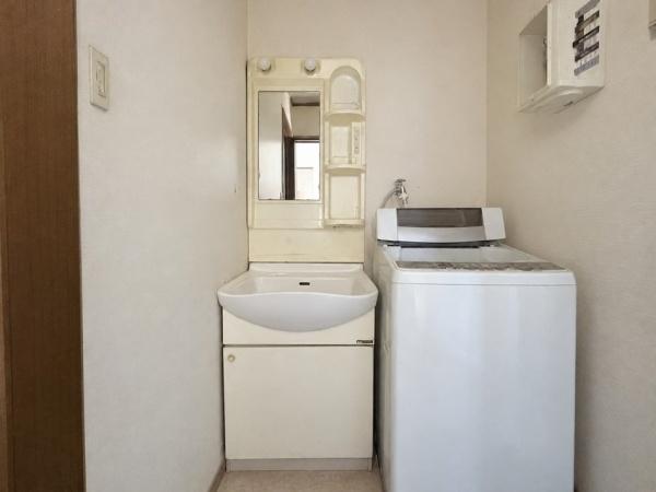 枚方市野村中町の中古一戸建