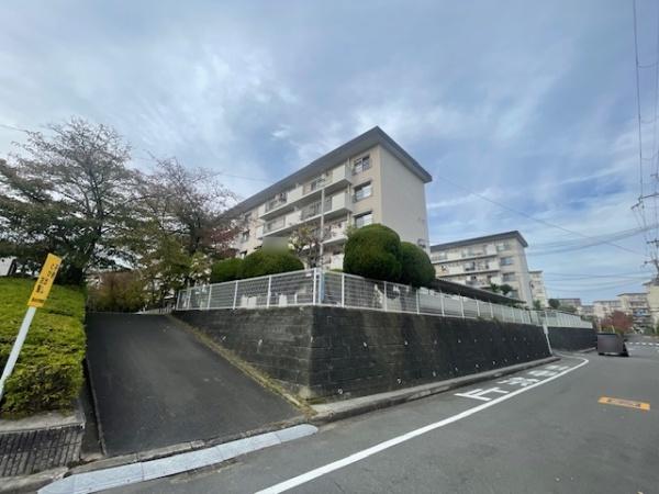 茨木郡山B住宅A-15棟
