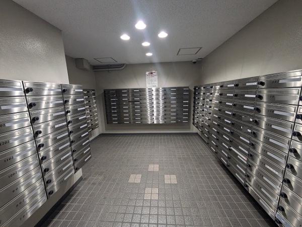 ファミールハイツ城東B棟