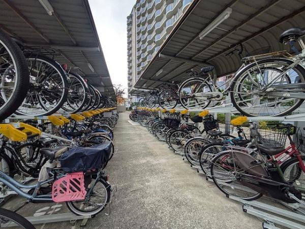 ファミールハイツ城東B棟