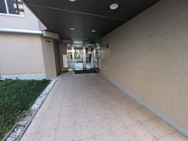 ハイツ新森小路(エントランス)