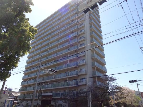 ファミール城東