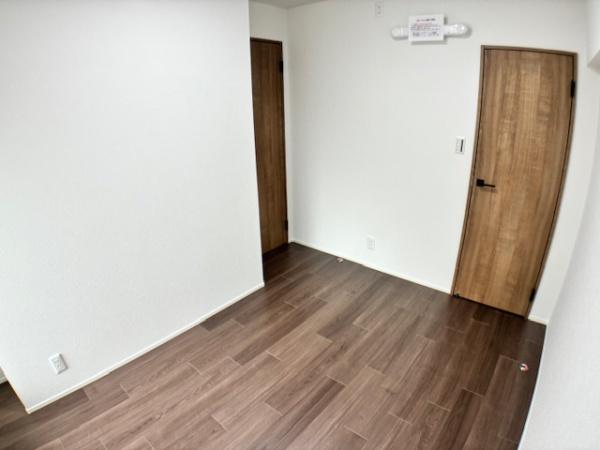 ファミールハイツ城東A棟