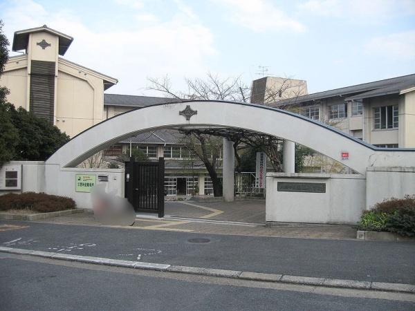 八幡市八幡山田の中古一戸建て(八幡市立南山小学校)