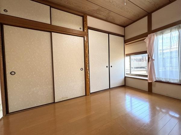 八幡市八幡山田の中古一戸建て