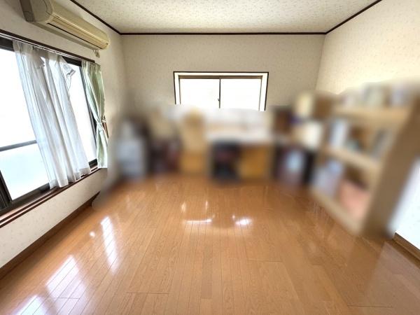 八幡市八幡山田の中古一戸建て