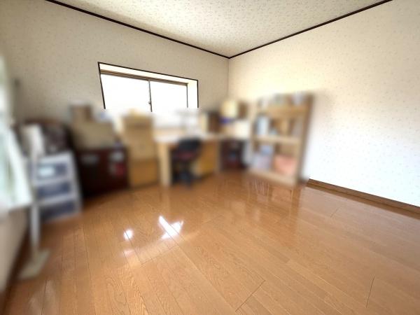 八幡市八幡山田の中古一戸建て