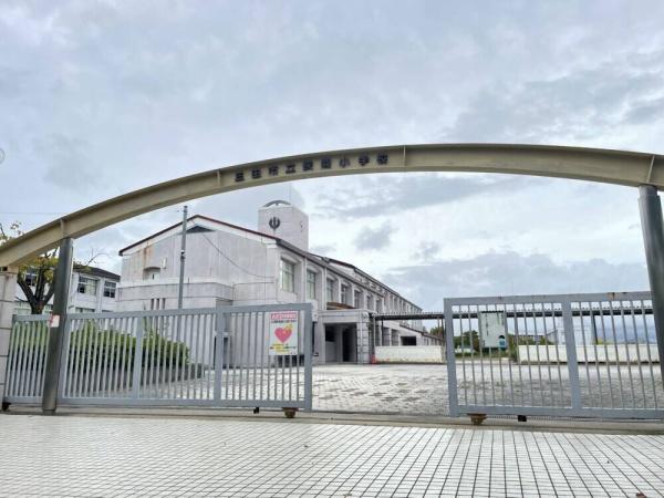 三田市狭間が丘2丁目の中古一戸建て(三田市立狭間小学校)