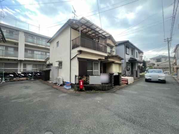摂津市鳥飼中１丁目の土地