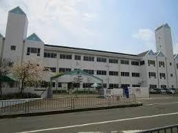 高槻塚原台ハイツ14号棟(高槻市立阿武山小学校)