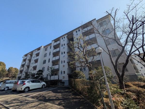 高槻塚原台ハイツ14号棟