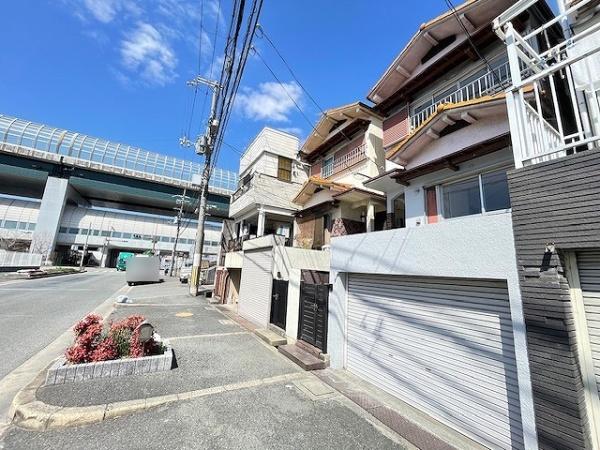 門真市四宮３丁目の中古一戸建て