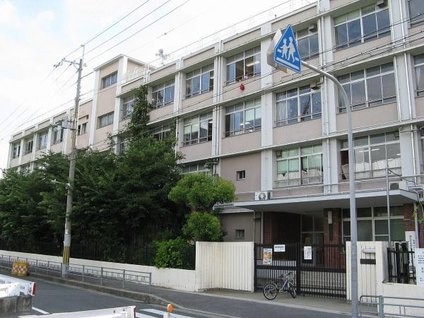 大阪市生野区巽東２丁目の中古一戸建て(大阪市立巽東小学校)