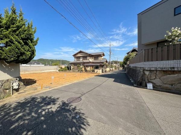 川西市鴬台１丁目の土地