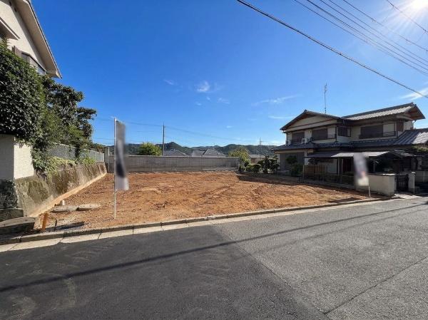 川西市鴬台１丁目の土地