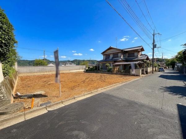 川西市鴬台１丁目の土地