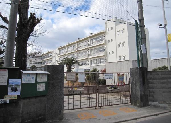 守口市大日町３丁目の土地(守口市立庭窪小学校)
