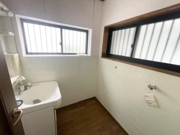 寝屋川市黒原城内町の中古一戸建て