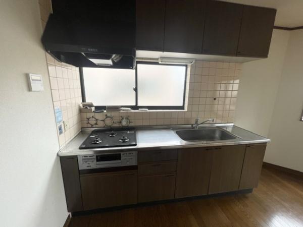 寝屋川市黒原城内町　中古戸建