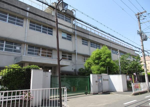 八戸ノ里グランドマンションB棟(東大阪市立八戸の里小学校)