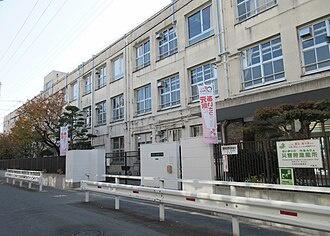 大阪市東成区東今里１丁目の土地(大阪市立東陽中学校)