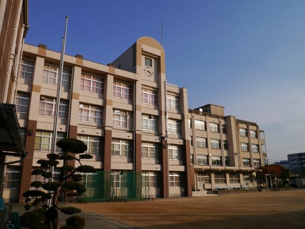 京橋グリーンハイツ2号棟(大阪市立桜宮中学校)
