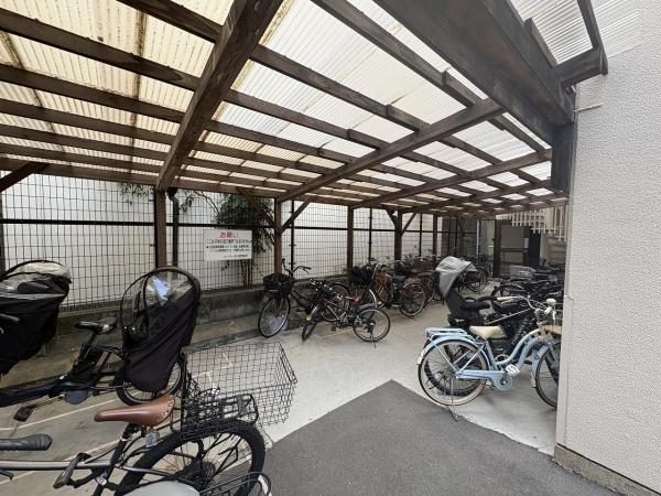 シャンティ森小路