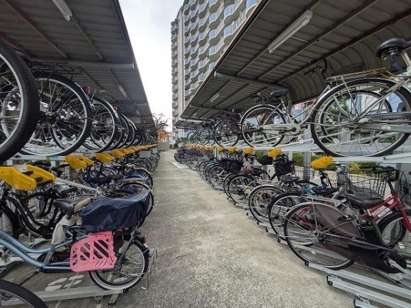 ファミールハイツ城東B棟