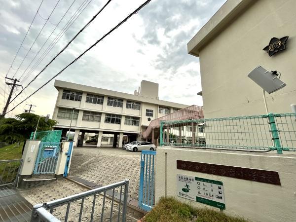 名谷1団地5号棟(菅の台小学校)