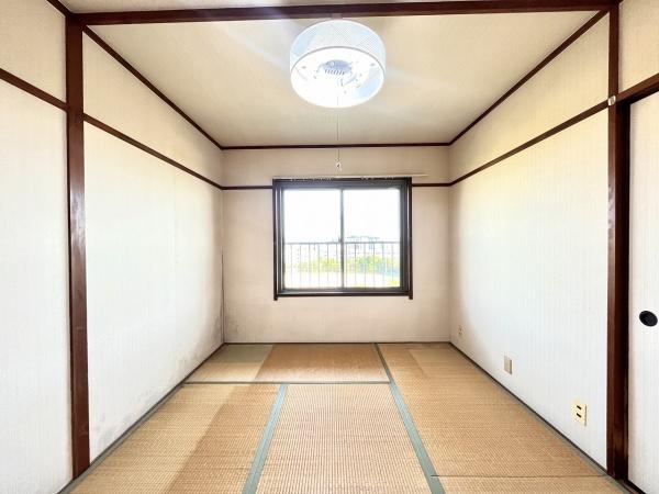 名谷18団地75号棟
