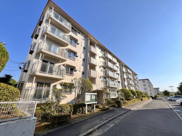 名谷18団地75号棟