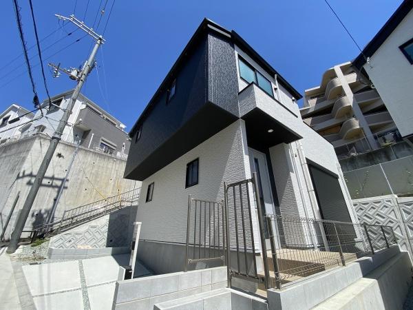 神戸市垂水区歌敷山４丁目の中古一戸建て