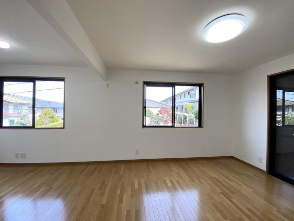 西区秋葉台3丁目　中古戸建